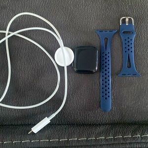Apple Watch SE 40 Mm Midnight Grey